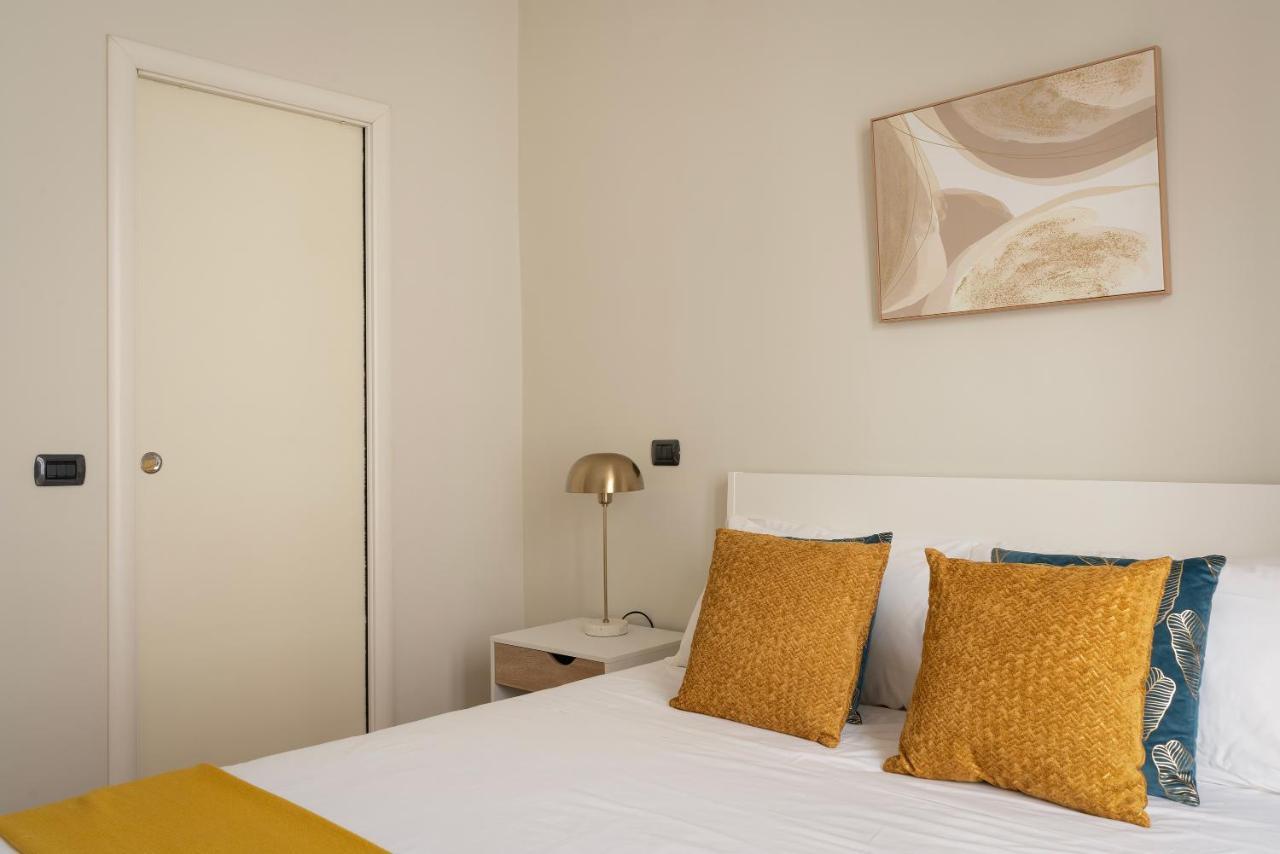 Apartamento Santa Tecla Living Faravelli 4 Milán Exterior foto